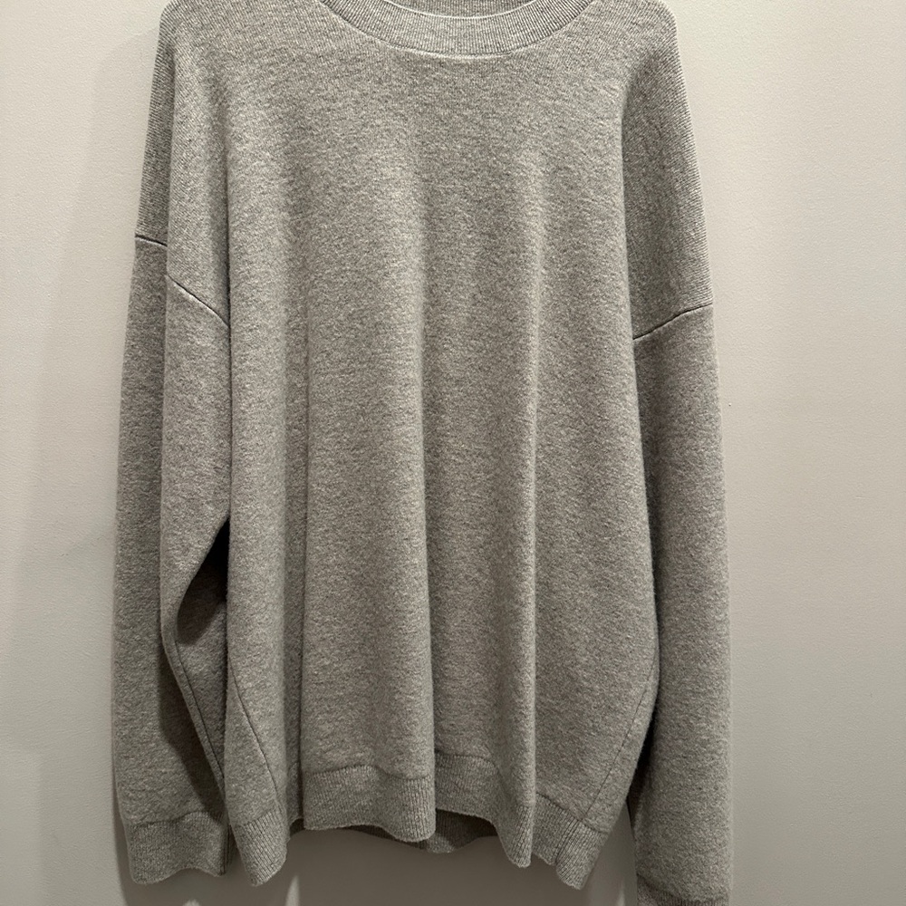 Zara Men's Heather Gray Crewneck Sweater